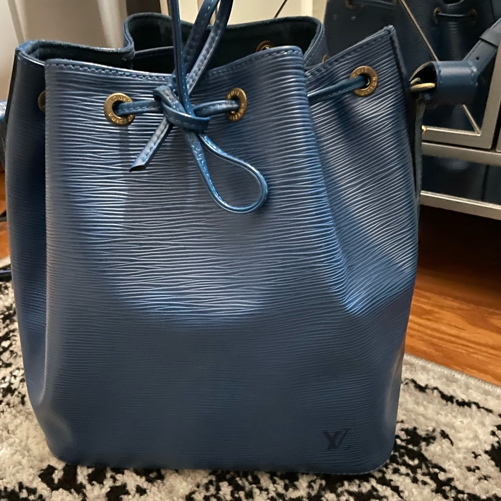 Louis Vuitton Epi Leather Noe